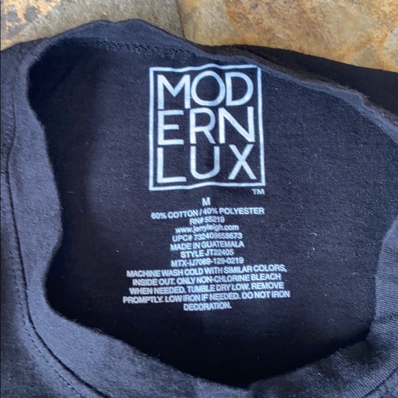 💖More Love Crop Top - Picture 4 of 4